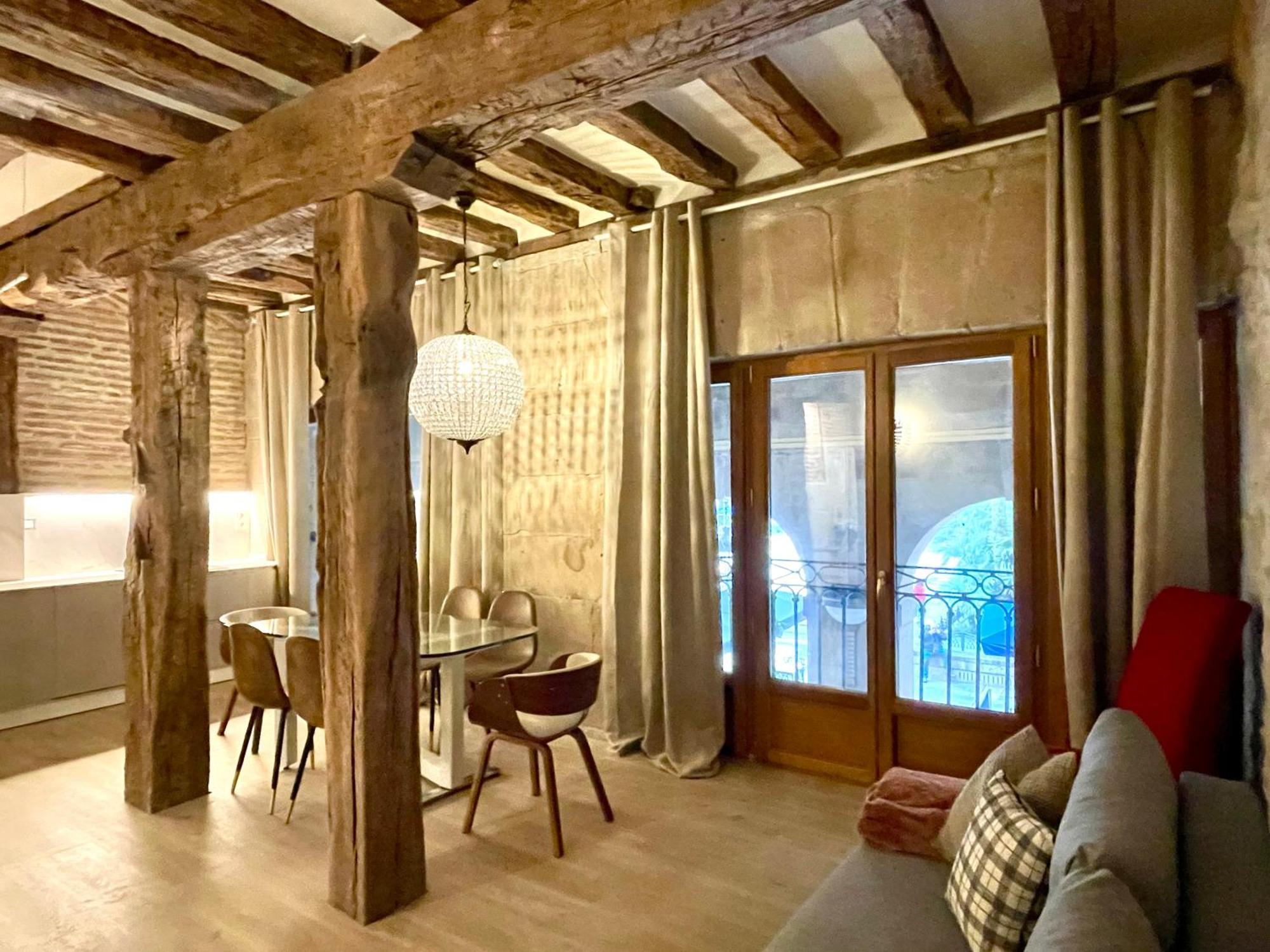Lauramer Plaza Nueva Бильбао Экстерьер фото